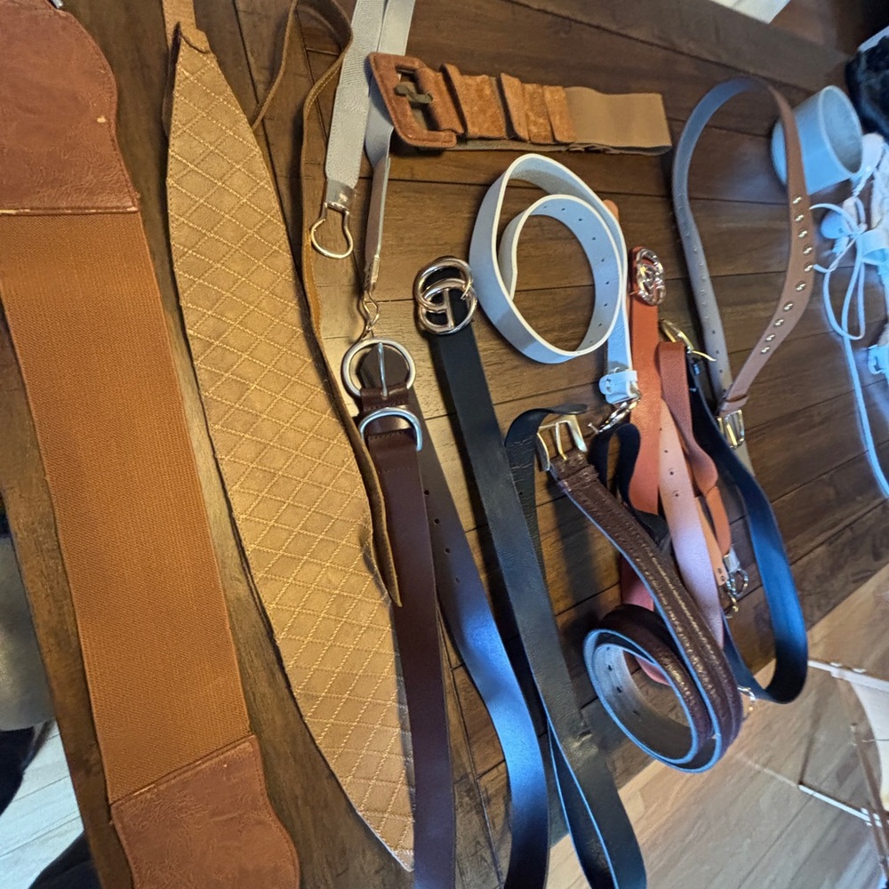 Assorted Belts - Multiple Colors and Styles - Picture 2 of 6